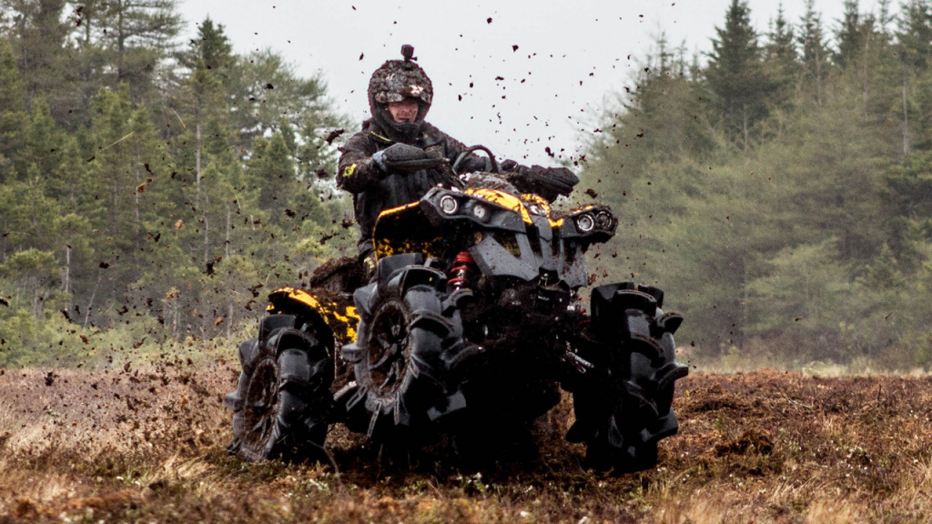atv mud riding