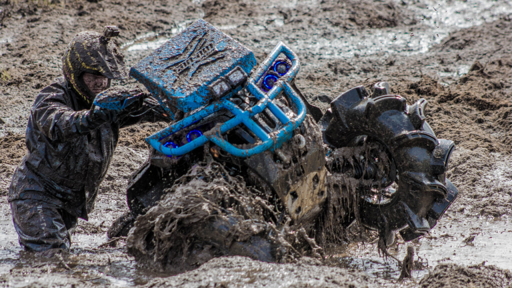 atv mud riding