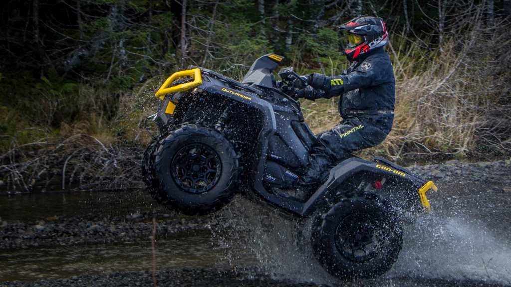 atv riding in water