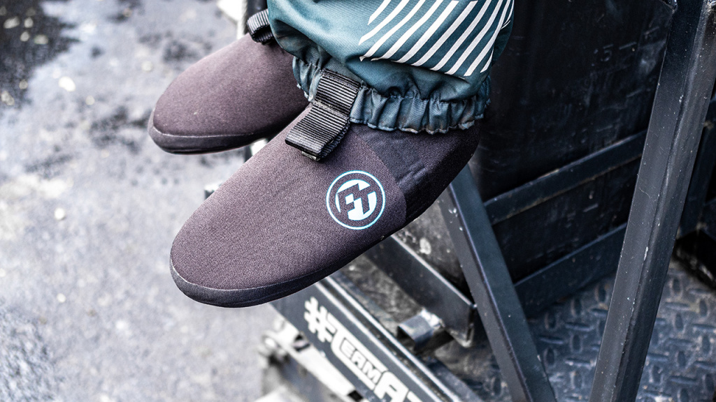 neoprene booties of waders