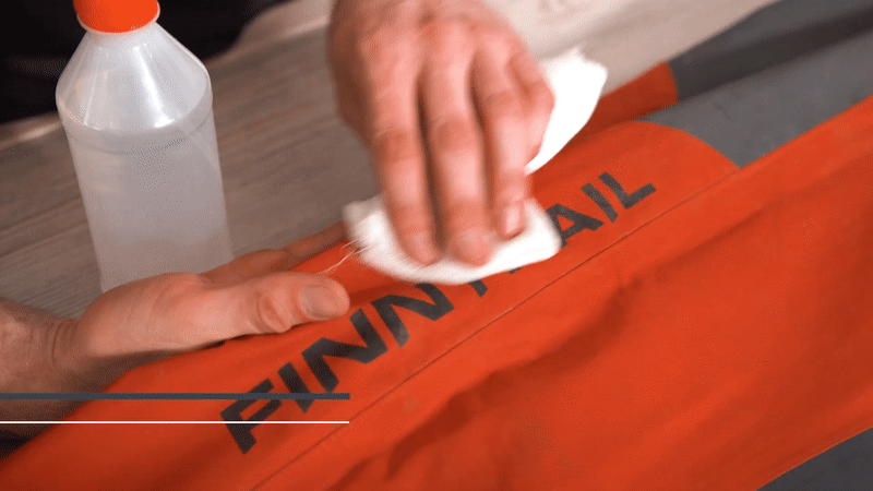 remove the schotch and glue resedue