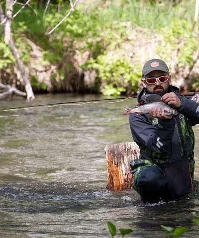Wading Safety Guide: 10 Tips to Avoid Accidents